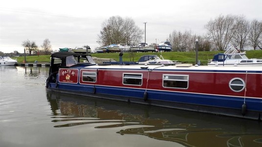 Amber boats amsterdam cruiser style wide beam barge