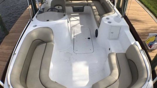 Hurricane 201 sundeck sport