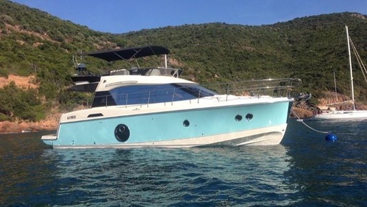 Monte Carlo Yachts 4