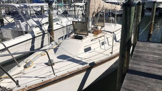 Irwin yachts 34 citation