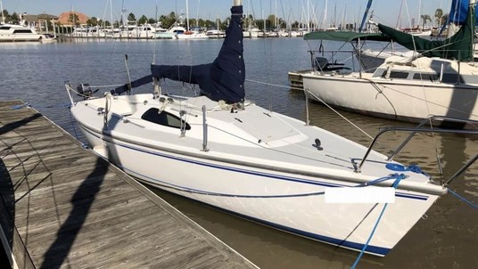 Catalina capri 22