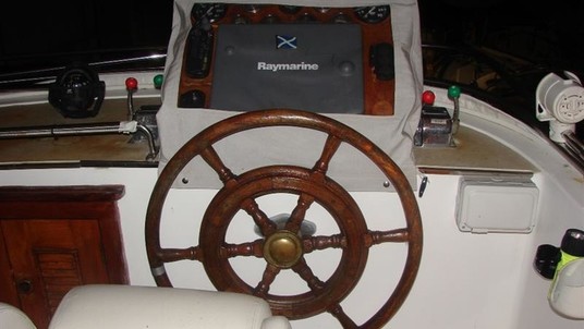 C kip sea ranger 39 flybridge ts cruiser