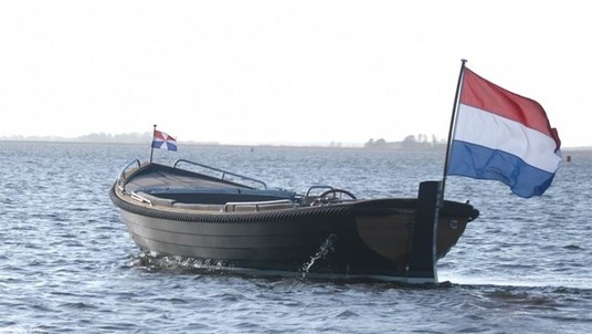 Prins van oranje 700 black edition - new