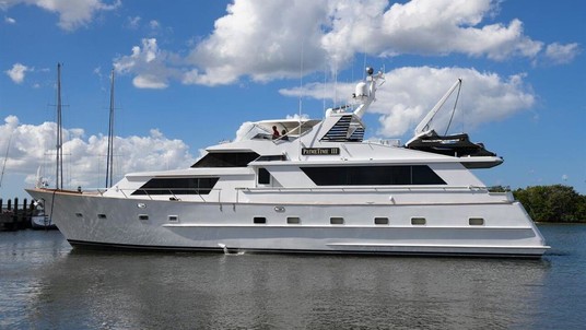 Broward 80 pilot house