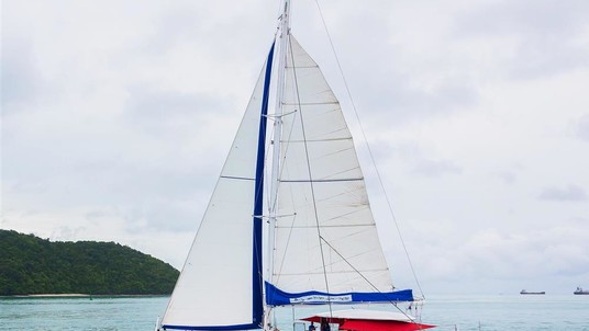 Fountaine pajot taiti 75 day charter boat