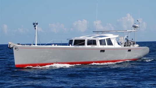 Ultra light displacement trawler