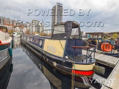 Narrowboat 57ft with london mooring