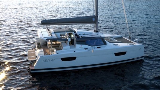 Fountaine pajot 42