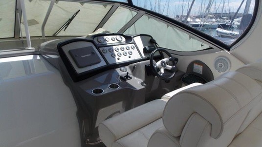 Cruisers yachts 415