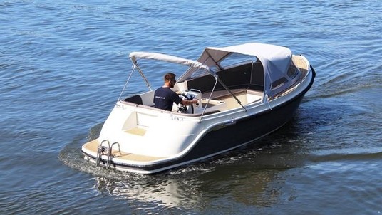 Interboat intender 650