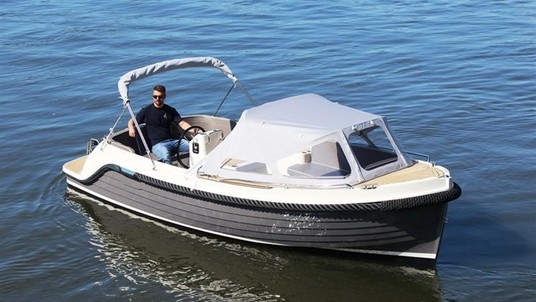 Interboat intender 650
