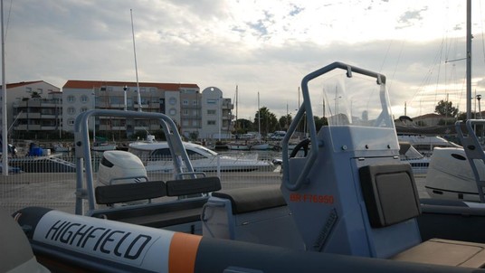 Highfield 760 patrol