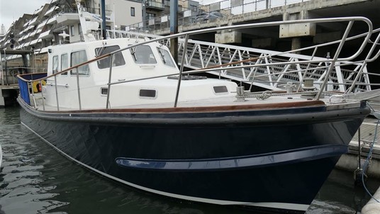 Lochin marine lochin 38 motor cruiser