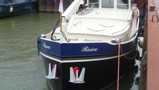 Euroship custom build de luxe motor 2000