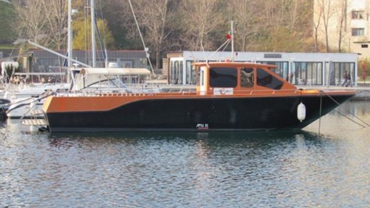 Work boat 12nm from safe haven