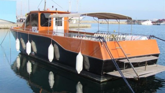 Work boat 12nm from safe haven