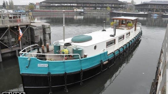 Katwijker house boat
