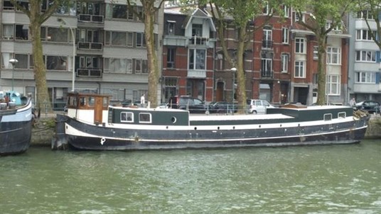 Houseboat / woonboot klipperaak