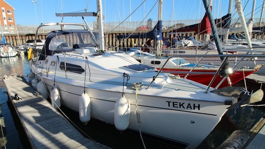 Legend 306 bilge keel