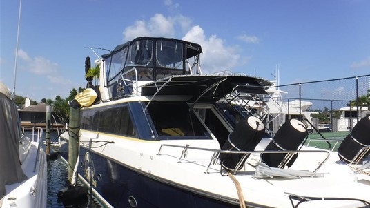 Carri-craft power catamaran