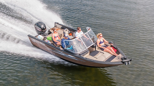 Crestliner 1750 Super Hawk