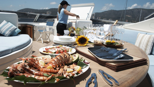 Falcon Yachts Champagne O'Clock