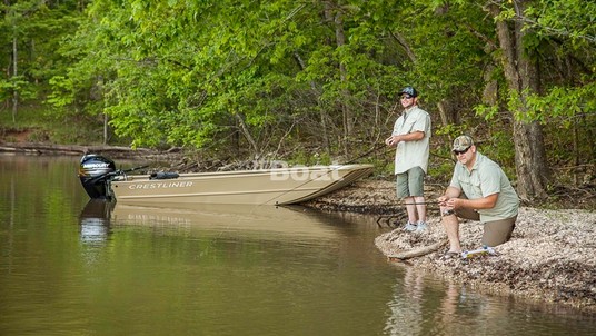 Crestliner 1860 Retriever Jon Deluxe