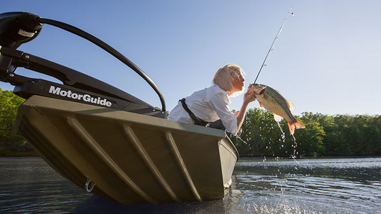 Crestliner 2070 Retriever Jon