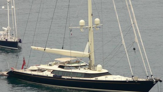 Alloy Yachts Tiara