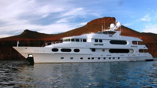 Palmer Johnson Party Girl