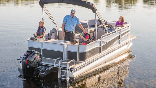 Crestliner 220 Rally DX