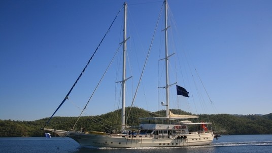 Aegean Clipper