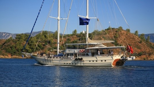 Aegean Clipper