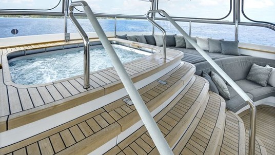 Alloy Yachts CaryAli