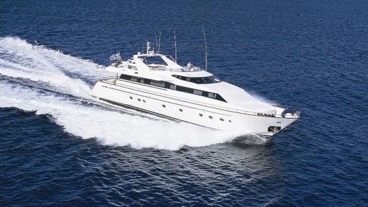 Falcon Yachts AK
