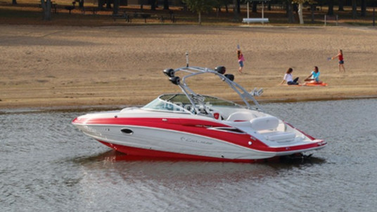 Crownline E4 EC