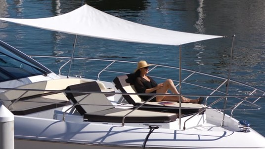 Cruisers Yachts 60 Fly