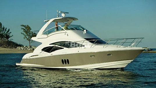 Cruisers Yachts 447 Sport Sedan