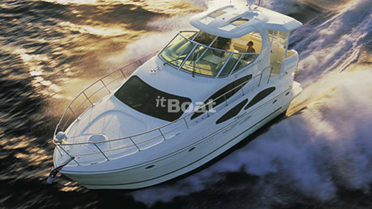 Cruisers Yachts 415 Express Motoryacht