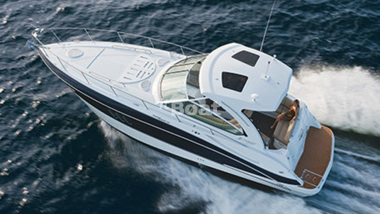 Cruisers Yachts 360 Express