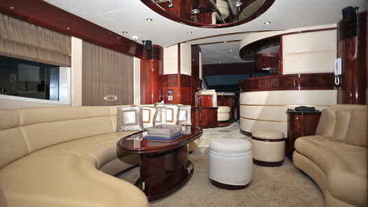 Majesty Yachts Aveida