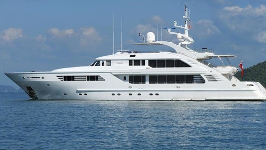 M/ Y Oasis
