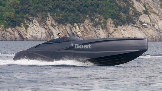 Dipiu Boats 900F