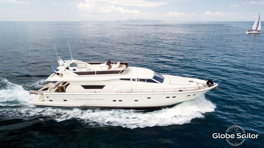 Ferretti 225