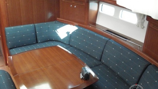 Beneteau Oceanis 523