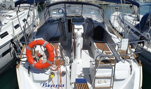 Beneteau Oceanis Clipper 423