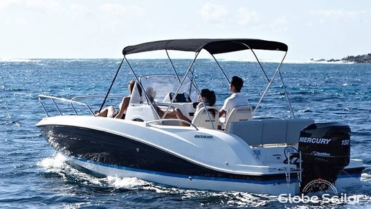 Quicksilver 605 Activ SunDeck