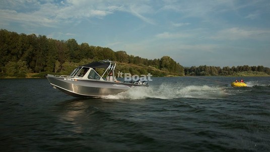 Duckworth 16 Advantage Outboard