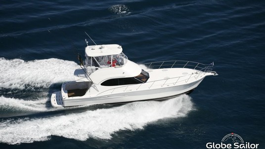 Riviera 42 Fly