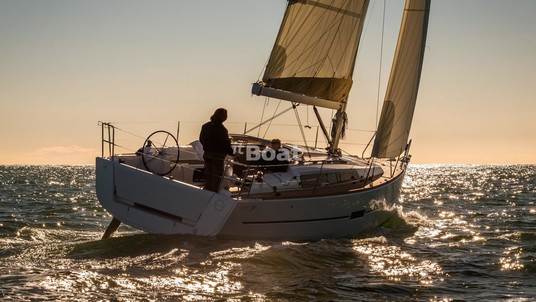 Dufour Grand Large 310